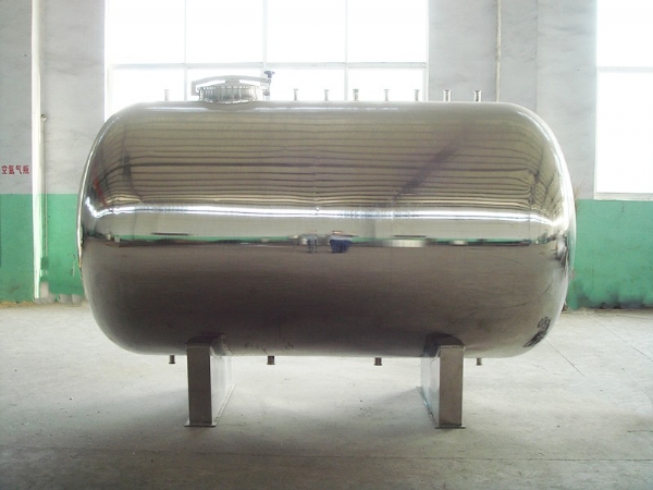 不銹鋼臥式儲罐